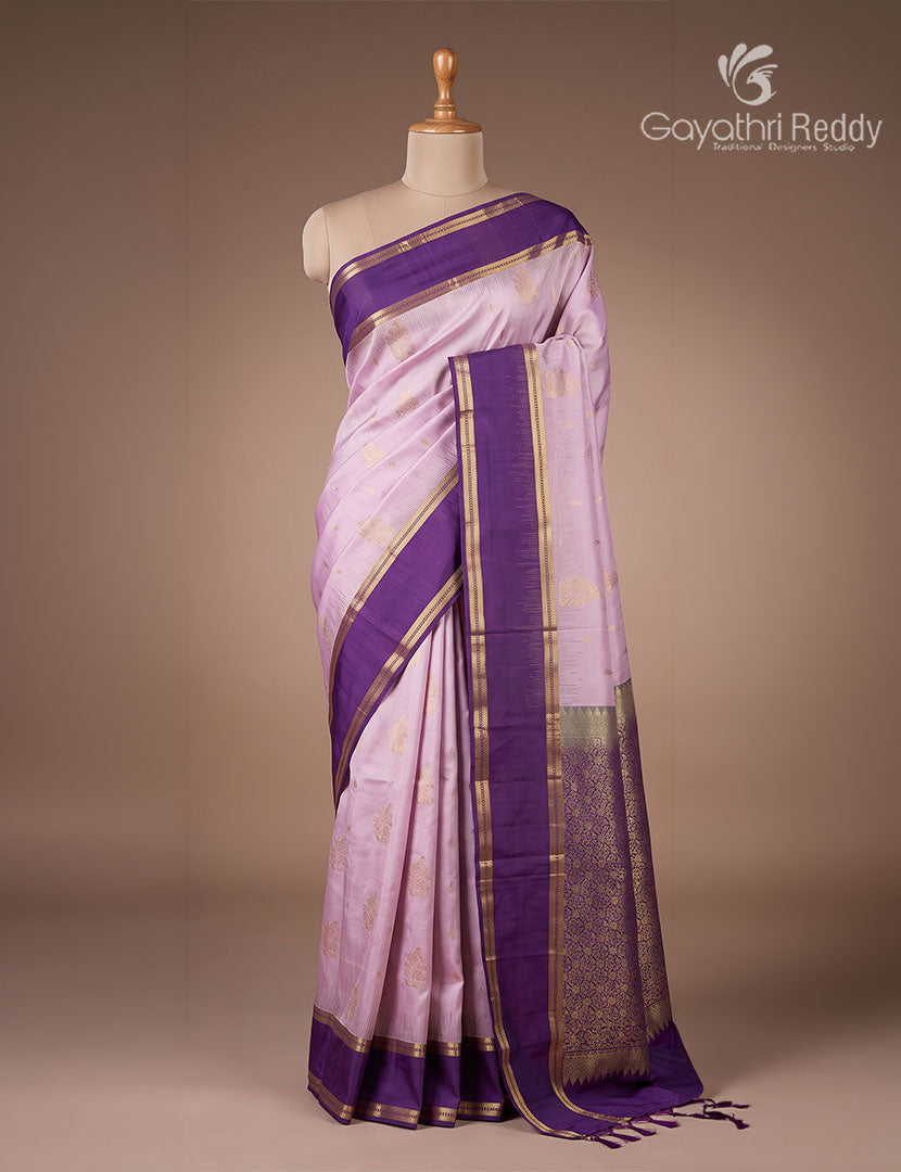 Pure Kanchipuram Silk Vintage Saree in Pastel pink and Deep Purple