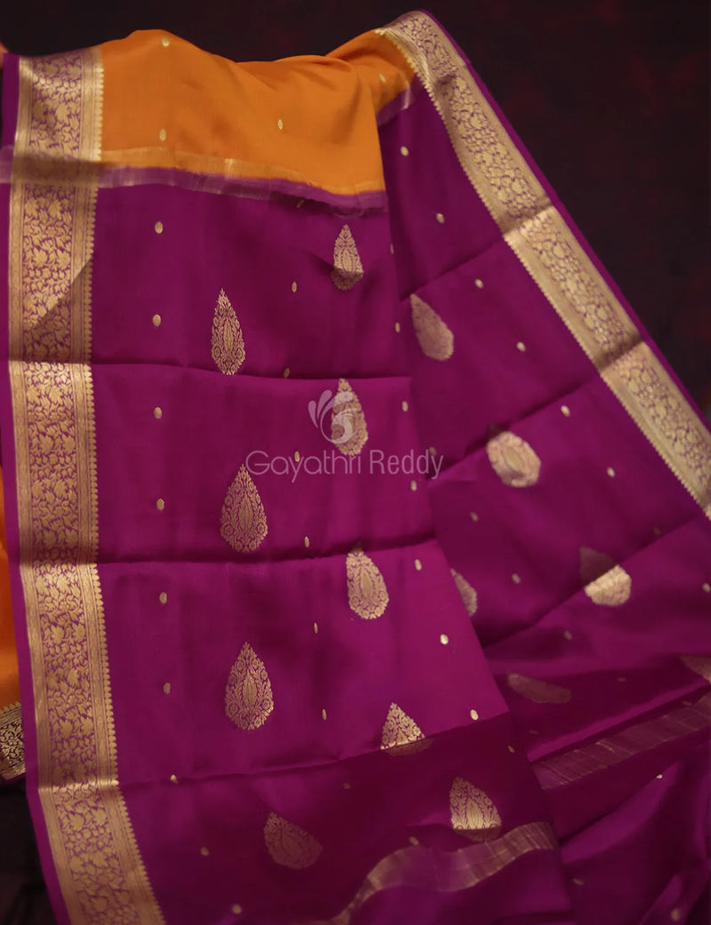 Pista Green Kuppadam Silk Cotton Saree With Zari Buttas Pattern - Sri Arya  Silks